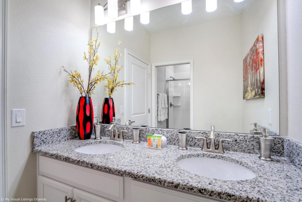 Stunning Lakeview Townhome W Private Pool 키시미 외부 사진